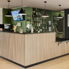 Campanile NATURE - Marne La Vallée - Chelles，位于谢勒的酒店