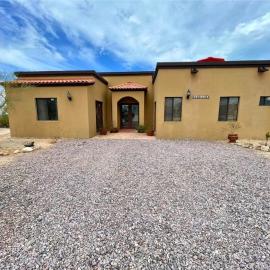Discover Casa Dooley: a spacious 3BR home in San Felipe, perfect for your getaway!，位于圣费利佩的酒店