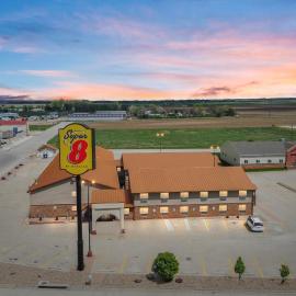 Super 8 by Wyndham Ogallala，位于奥加拉拉的酒店