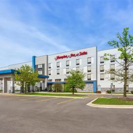 Hampton Inn & Suites Bolingbrook，位于波林布鲁克的酒店