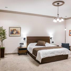 Hotel Guidi Linares，位于Linares的酒店