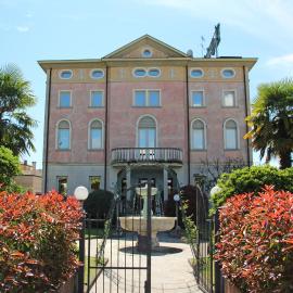 Park Hotel Villa Leon d'Oro，位于皮亚韦河畔诺文塔的酒店