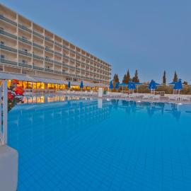 Palmariva Beach Hotel by Anayia All Inclusive Resorts，位于埃雷特里亚的酒店