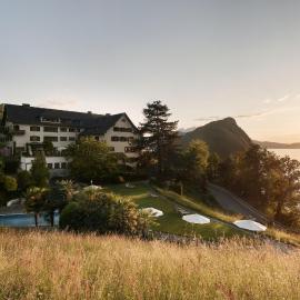 See- und Seminarhotel FloraAlpina Vitznau，位于菲茨瑙的酒店