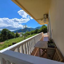 1bedroom apartment Kotor, Orahovac，位于Trstenik的酒店