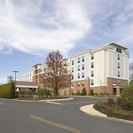 Hampton Inn & Suites Yonkers - Westchester，位于扬克斯的酒店