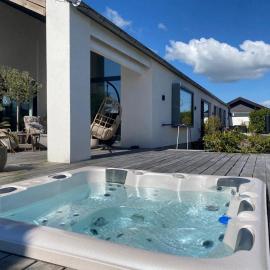 Villa med jacuzzi