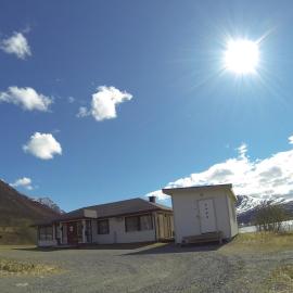 Lyngen Fjordcamp，位于Nord-Lenangen的酒店