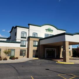 Wingate by Wyndham Coon Rapids，位于库恩拉匹兹的酒店