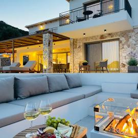 Calliste Villa，位于Évyiros的酒店