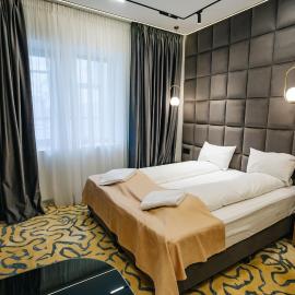 Hotel Dana 2，位于萨图马雷的酒店