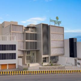 Lemon Tree Hotel, Jamnagar，位于贾姆讷格尔的酒店
