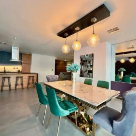 Aqua Tower 3BR-3BA Beachfront Condo in Playas de Tijuana，位于提华纳的酒店