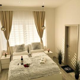 VIBE S32 Apartman,AC,Free Parking，位于塞克希费黑瓦尔的酒店