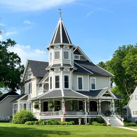 Historic Hutch House，位于法里巴尔的酒店