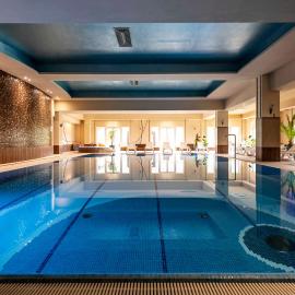 Dosłońce Resort Wellness & Farm，位于拉茨瓦维采的酒店