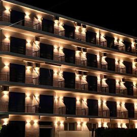 Hotel Miami Beach，位于格勒姆的酒店
