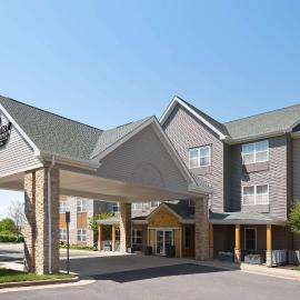 Country Inn & Suites by Radisson, Washington Dulles International Airport, VA，位于斯特灵的酒店