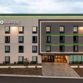 ECHO Suites Extended Stay by Wyndham Indianapolis AmeriPlex，位于印第安纳波利斯的酒店