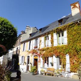 Hôtel Les Templiers,位于吕兹-圣索沃尔的酒店