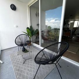 Confort et proximité à Pointe-à-Pitre, logement spacieux pour 4-6 personnes，位于皮特尔角城的酒店