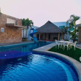 Hotel Casa Bendicion，位于Los Limones的酒店