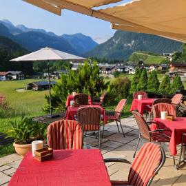 Tourist Hotel Boehm