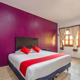 Capital O Hotel Emperadores Inn, Atlixco，位于阿特利斯科的酒店