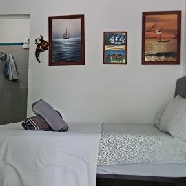 Barato, cómodo y accesible Barcos，位于曼萨尼约的酒店
