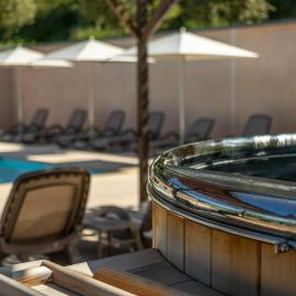 Hotel Les Restanques De Moustiers，位于穆斯捷-圣玛丽的酒店