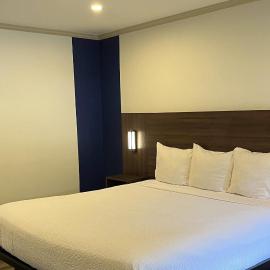 Travelodge by Wyndham Bainbridge，位于班布里奇的酒店