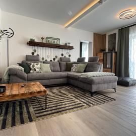 Lilis Ferienwohnung mit Schlossblick 1，位于瓦尔德克的酒店