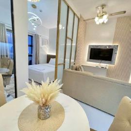 Oceancrest Panglao CBR Property，位于道伊斯的酒店