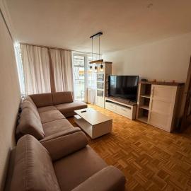 Moderne 3 Zimmer Wohnung，位于蒙海姆的酒店