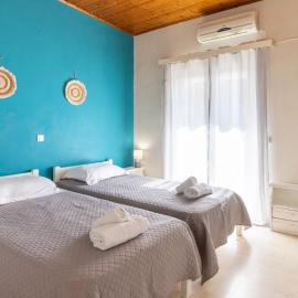 Konstantinos Pool & Fun Apartments，位于阿普索斯的酒店