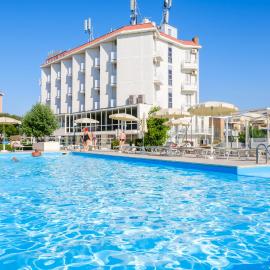 Hotel Marina Beach - Azzurro Club
