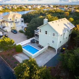 Private Pool Spa & Spacious Deck，位于科罗拉的酒店