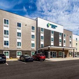 WoodSpring Suites Sumter near Shaw AFB，位于萨姆特的酒店