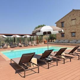 Relais La Colombaia Spa & Wellness，位于Appignano的酒店