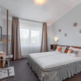 Apart Hotel Tomo FREE PARKING，位于里加的酒店