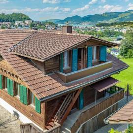 Chalet In The Countryside Kitchen Parking Lot，位于施皮茨的酒店