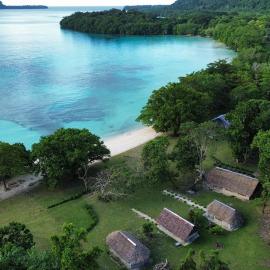 Lonnoc ocean view beach bungalows，位于Hog Harbour的酒店