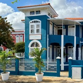 Villa Amalie & Villa Curiel,位于威廉斯塔德的酒店