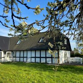 Spacious House In Lolland's Natural Landscape，位于纳克斯考的酒店