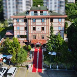 Hotel Lazlakar，位于里泽的酒店