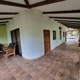 Termales El Paraíso,位于Turín的酒店
