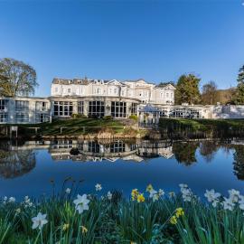 DoubleTree by Hilton Cheltenham-Cotswolds，位于切尔滕纳姆的酒店