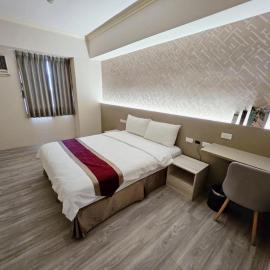 Green Yard Business Hotel，位于苗栗市的酒店