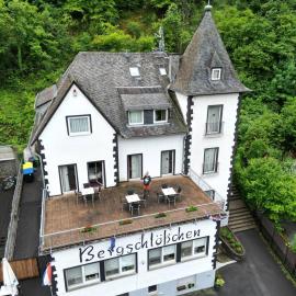 Hotel Bergschlösschen,位于博帕德的酒店