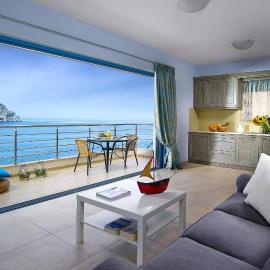 Xenia Residence & Suites，位于希腊的酒店